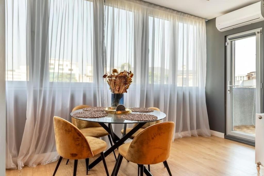 Intercontinental Apart - Massage Terrace Fireplace Bucarest Extérieur photo